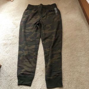 Men’s Gap Camo Sweatpants